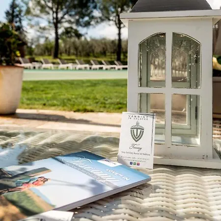 Bilocale Di S Marco Con Piscina Daire *