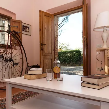 Bilocale Di S Marco Con Piscina Daire