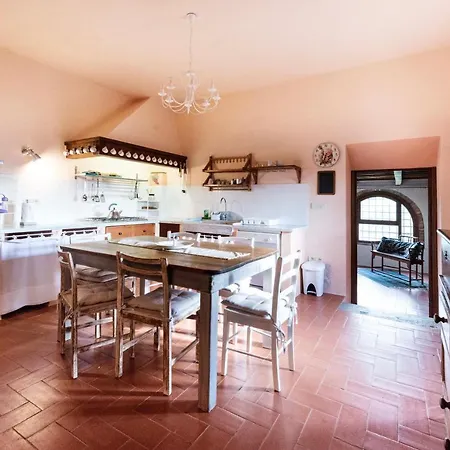Bilocale Di S Marco Con Piscina *