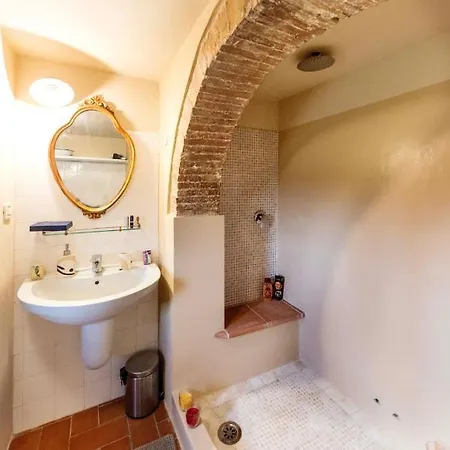 Daire Bilocale Di S Marco Con Piscina *